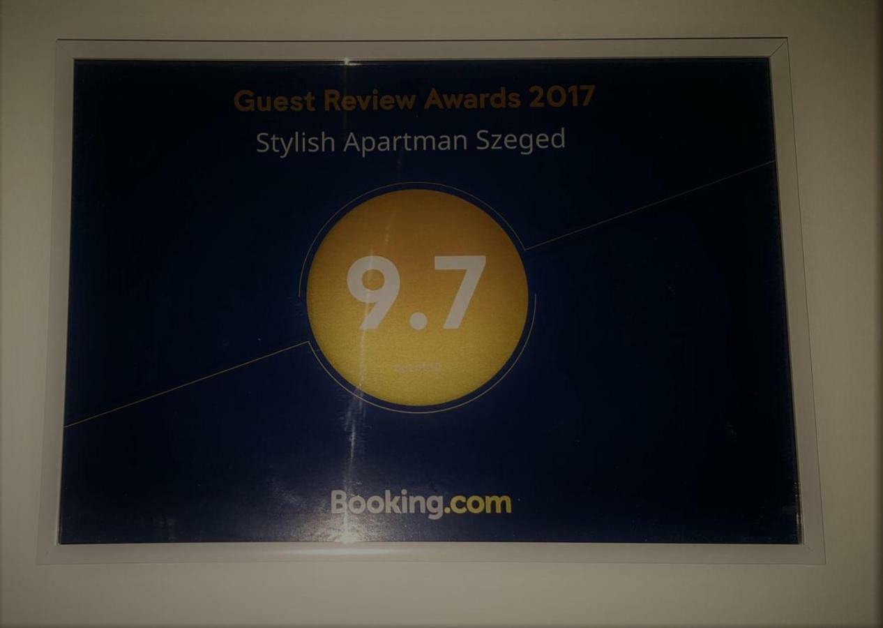 Stylish Apartman Szeged Exteriör bild